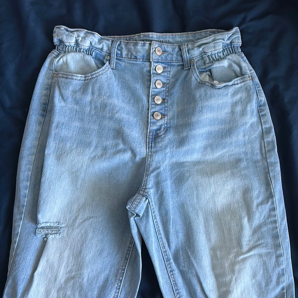 Jeans - Picture 2 of 6